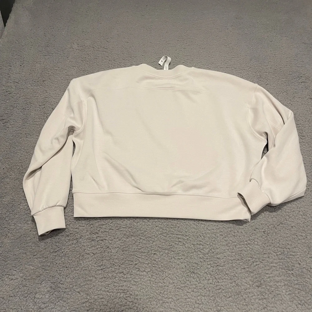 Lululemon Women's Perfectly Oversized Cropped Crew Softstreme White Opal Sweater